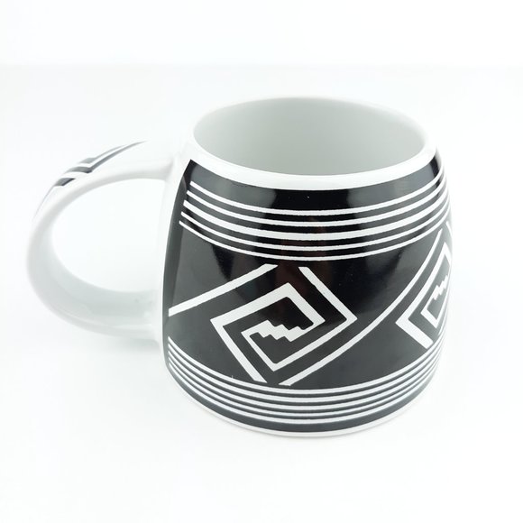 The Treasure Chest Las Cruces No 18 Geometric Aztec Black & White Mug - Picture 4 of 12